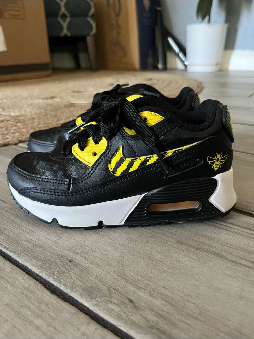 Nike Kids Black and Yellow Bee Detail Sneakers